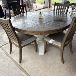 Ashley Furniture Wooden Dining Table Set With 4 Chairs