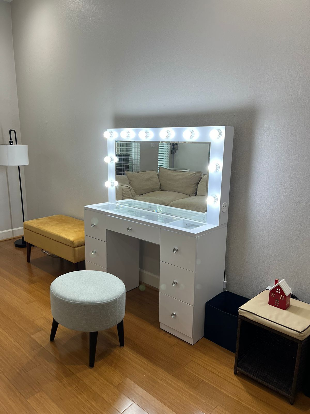 PRO Makeup Vanity Desk Built-in Lights, USB Port, Power Outlet, 7Drawers, glass top
