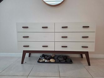 Mid-Century Modern 6-Drawer Dresser