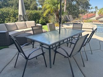 Glass Patio Table in excellent condition