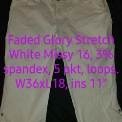 Woman's white capri Faded Glory Stretch Missy 16, 97% cotton, 3% spandex, 5 pocket, loops. W36xL18, inseam 11". East, west, north