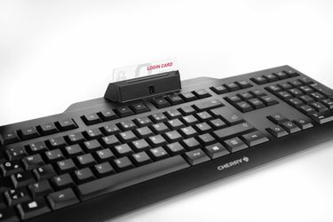NEW Cherry KC 1000 SC Smartcard Wired USB Keyboard PC Mac Apple Microsoft Laptop Desktop Windows hp