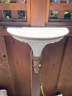 Decor molding shelfs