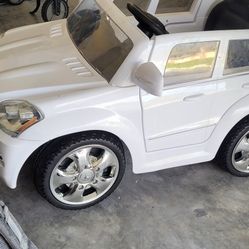 Mercedes powell will for boys for sale just need a battery everything else works