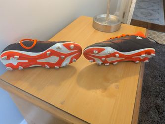 Adidas size 6 kids