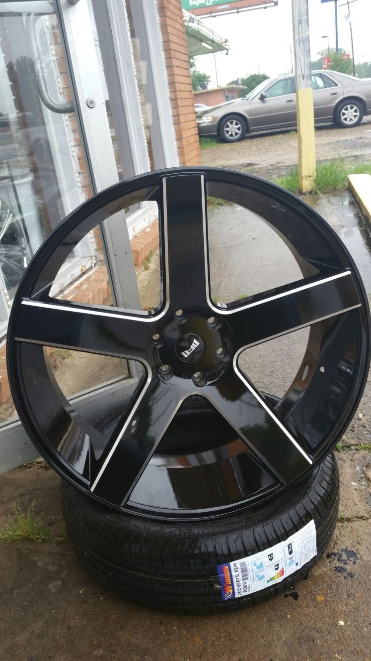 Dub Baller replica available in 5 lug and 6 lug 24" 26" and 28"