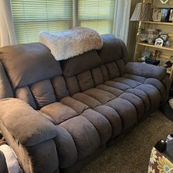 Sofa With Recliners On Both End