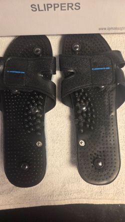 IQ Massager Acupressure Massage Slippers