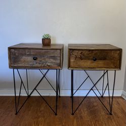 Christopher Knight Home Galion END Table, Natural + Black