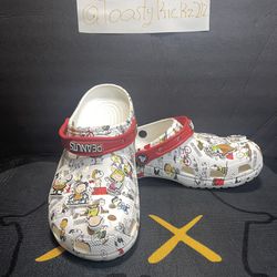 Crocs X Peanuts Clog Mens 10 Womens 12 Limited Edition Charlie Brown Snoopy