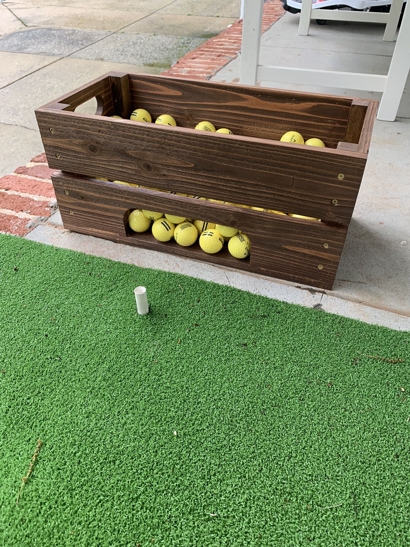Golf Ball Range Crate (Cedar)