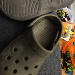 Free Black Crocs Size 11c
