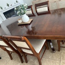 Wood Dinning Table 6 Chairs $250