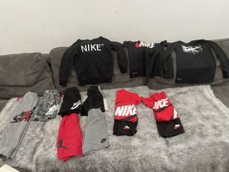 Boys Jordan And Nike Clothes Size 4/5