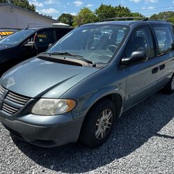 2005 Dodge Caravan