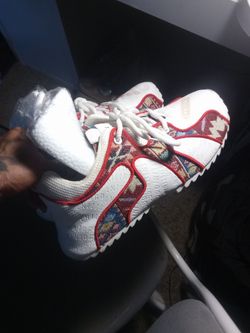 Size 9 / 9.5