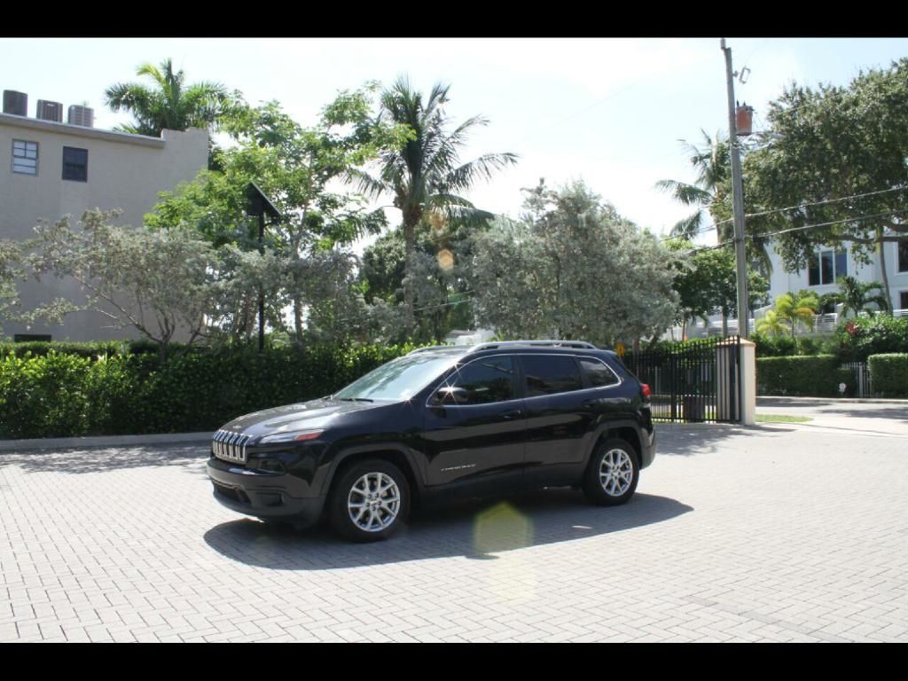 2017 Jeep Cherokee