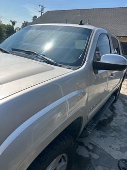 07 chevrolet avalanche z71 4x4