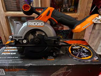 RIDGID 18V Brushless 4-1/2" Circular Saw