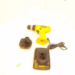 Dewalt DW927 12V Cordless 3/8" Drive Adjustable Drill/Driver & Charger