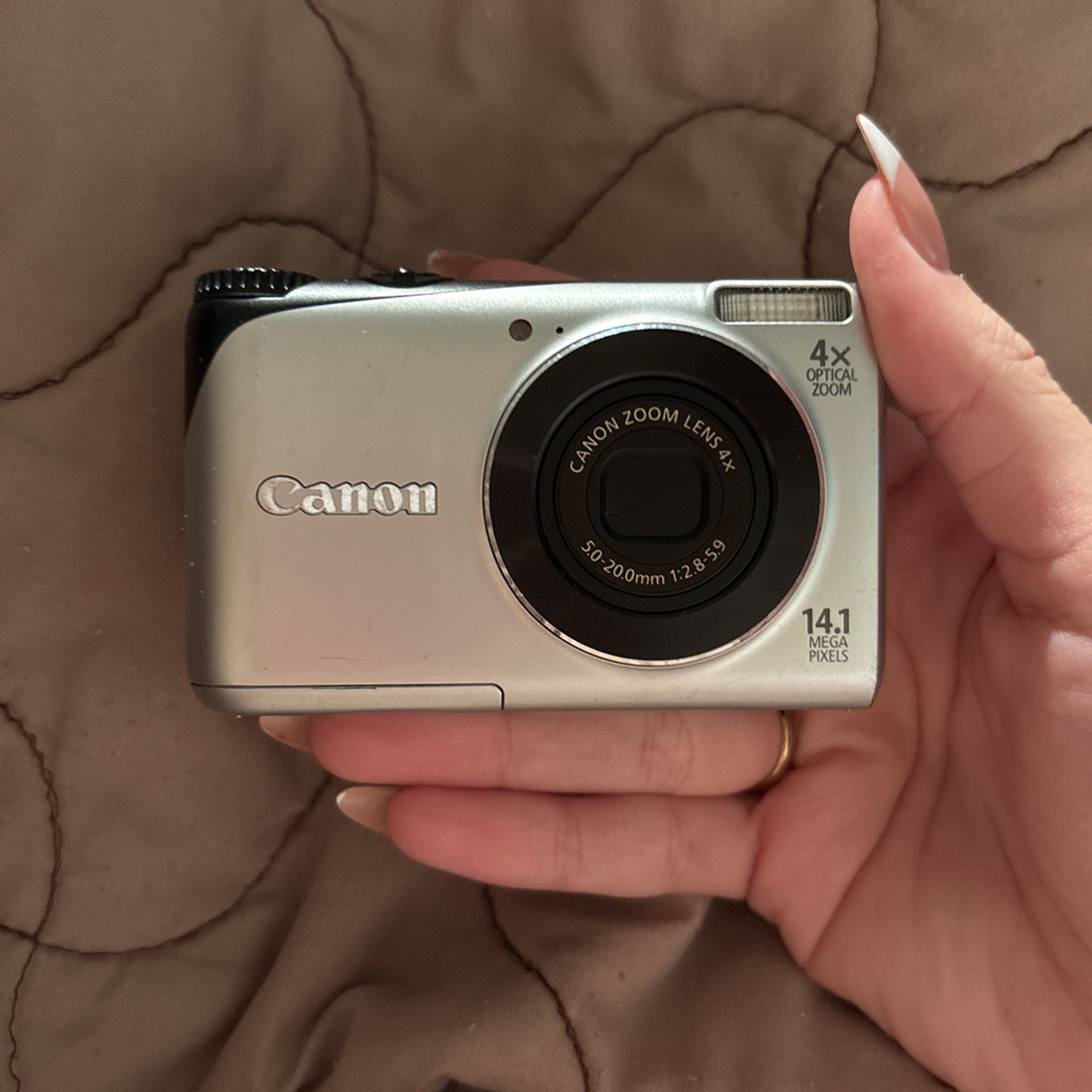 Canon Powershot A2200 HD