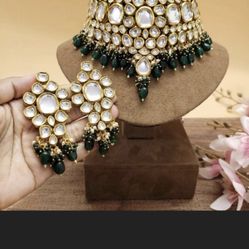 Kundan choker set