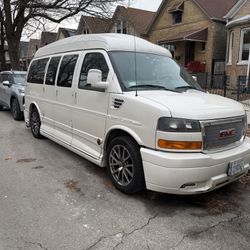 2012 GMC Savana