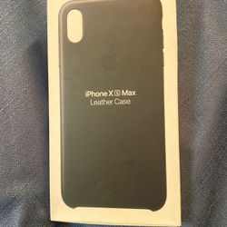 (Brand New) iPhone X s Max Leather Case