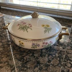 Beautiful Serving Piece: