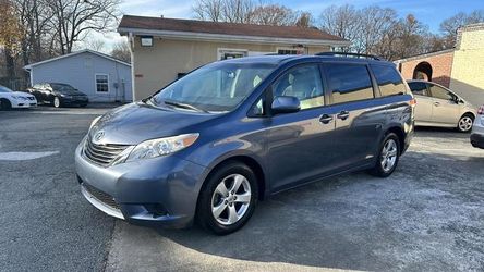 2014 Toyota Sienna