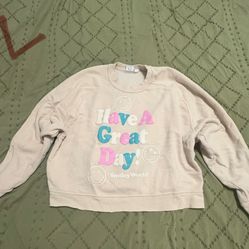 Long Sleeve Sweatshirt 