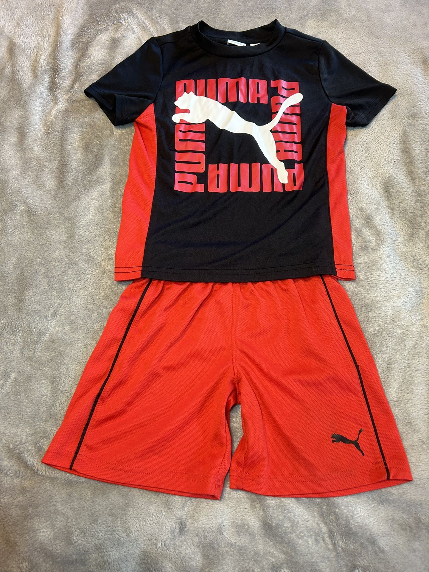 Kids Puma Outfit 2pc Size 4T Red And Black