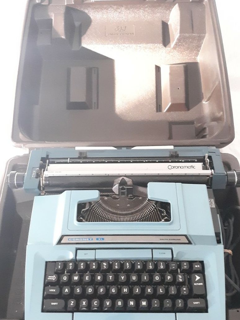 Vintage Smith Corona Coronet XL Electric Typewriter