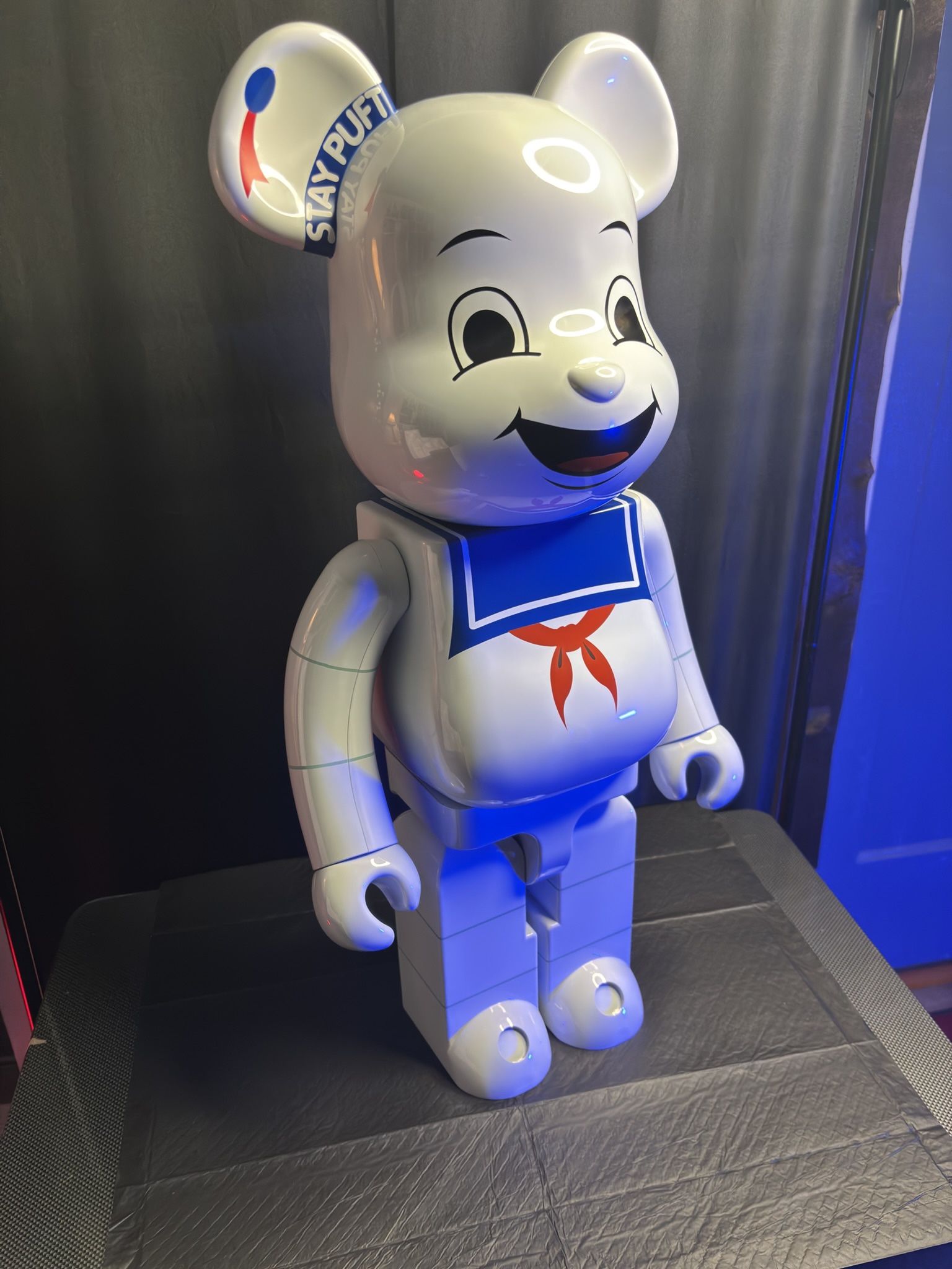 Bearbrick Stay Puft Marshmallow Man 1000%White Chrome Ver. Medicom