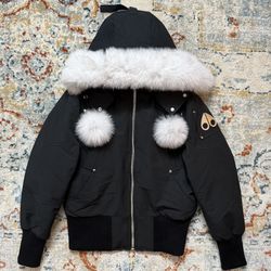 Moose Knuckles 