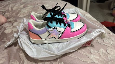 Children’s shoes