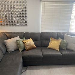 Sectional Couch 
