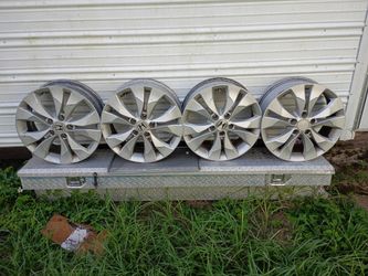 17"  Honda wheels set of 4 $300