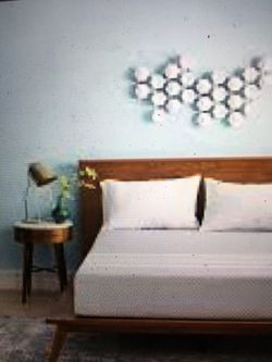 King size 14 inch thick Tempur-pedic brand $600 for the $3000 brand new Tempur-pedic bed