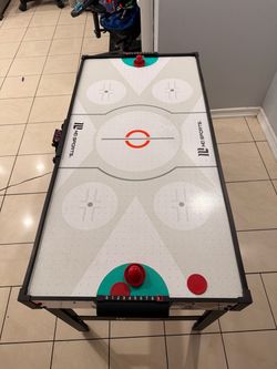 Air Hockey Table