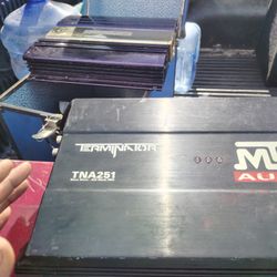 Screen Radio And Amplifier 