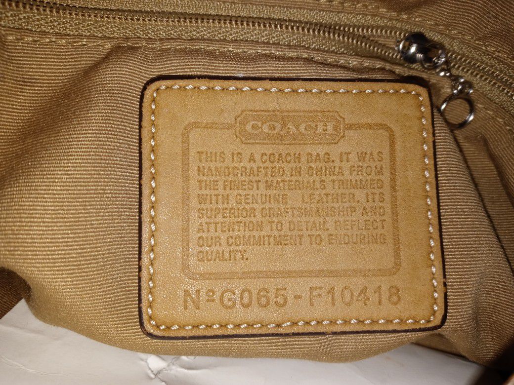 Authentic Coach purse, shoulder strap