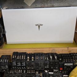Tesla 7.6 Kw Solar Inverter COMPATIBLE With Tesla Power wall Battery 