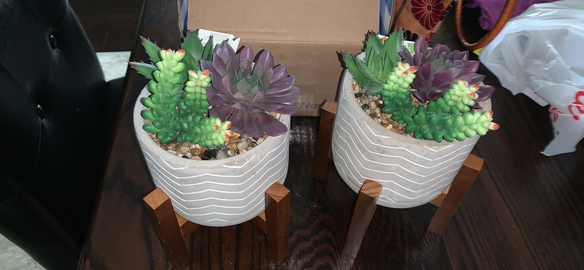 Cement artificial succulent with wood planter