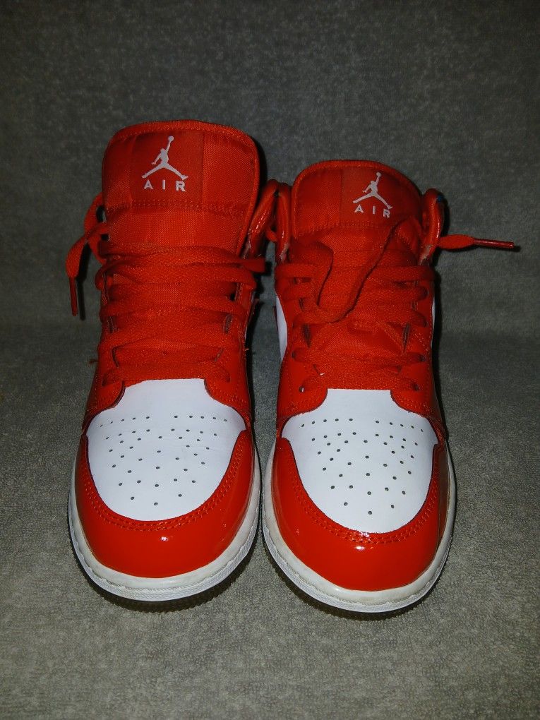 Jordan Retro 1s 