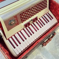 Scandalli Accordion