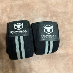 Brand new never worn iron bull strength PRO ELBOW WRAPS