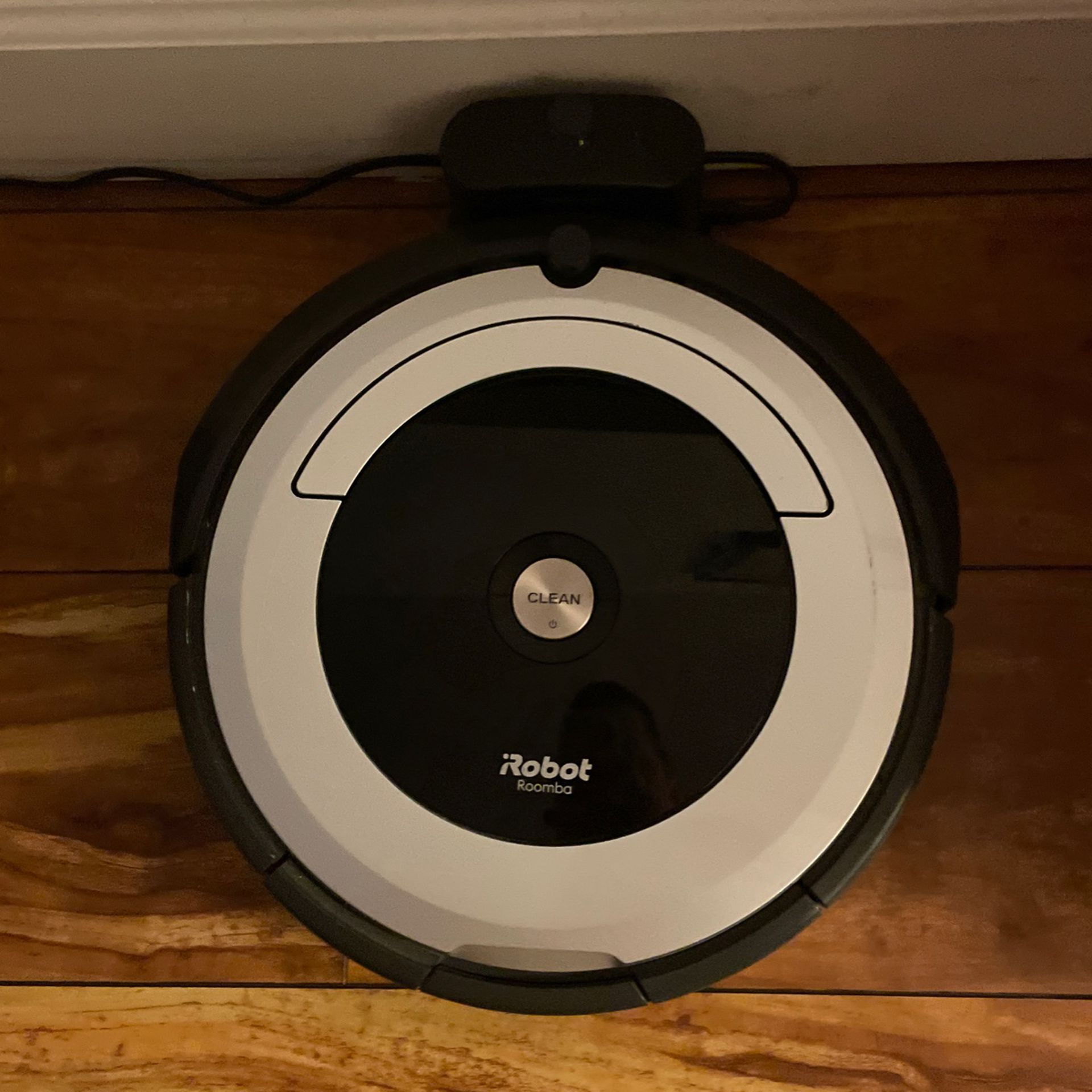 iRobot Roomba 690 Wi-Fi Connected Vacuum