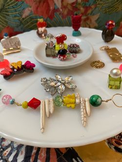 Lot w/ Little  Elephants & Charms