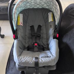 Graco Car Seat